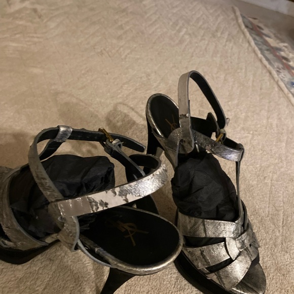Yves Saint Laurent tribute sandals, wore once practically new. - Picture 4 of 7
